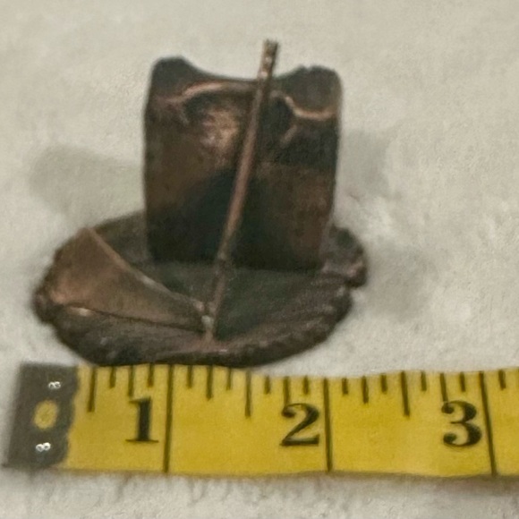 Tower of London souven hatchet and block paperweight - Picture 4 of 5